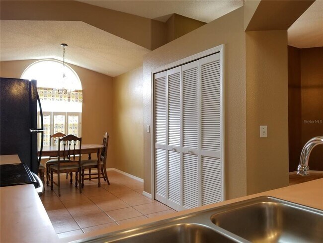 Photo - 5722 Delano Ln