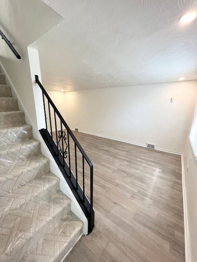 Photo - Updated 3 Bed, 1 Bath in Verona- Central Air and Huge Kitchen!!