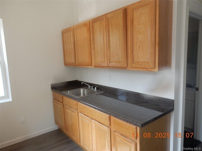 Photo - 69 Yonkers Ave