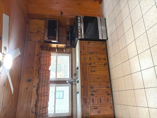 Photo - 60 E 162nd St