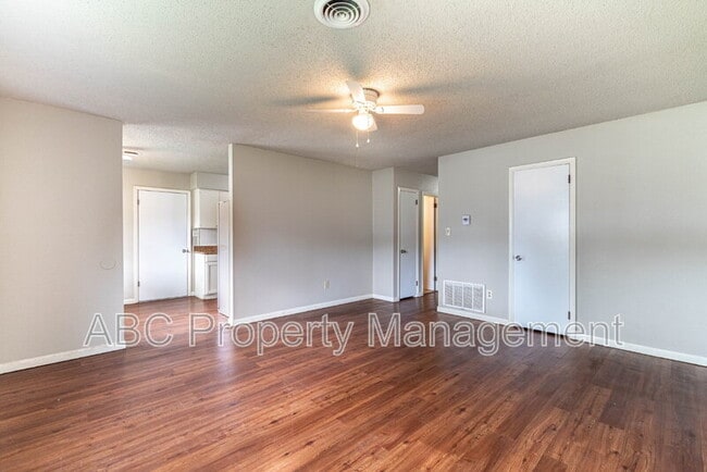 Photo - 2217 W Alpine Cir