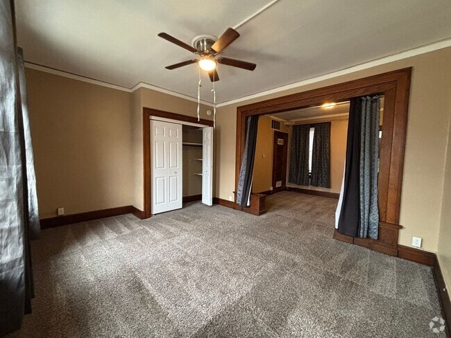 Building Photo - 30 S 6th St Unit #H Rental