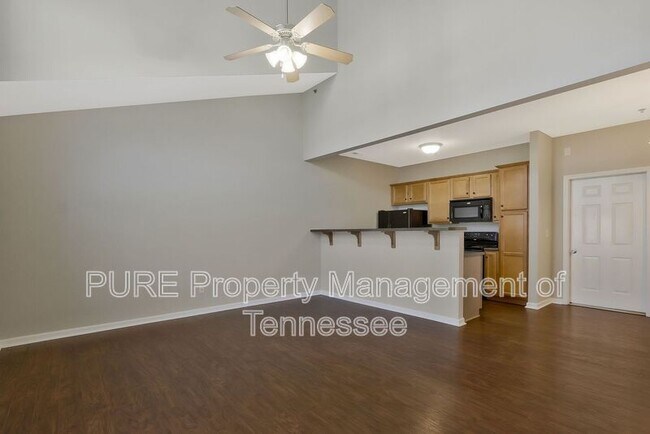 Photo - 2002 Birch Ln