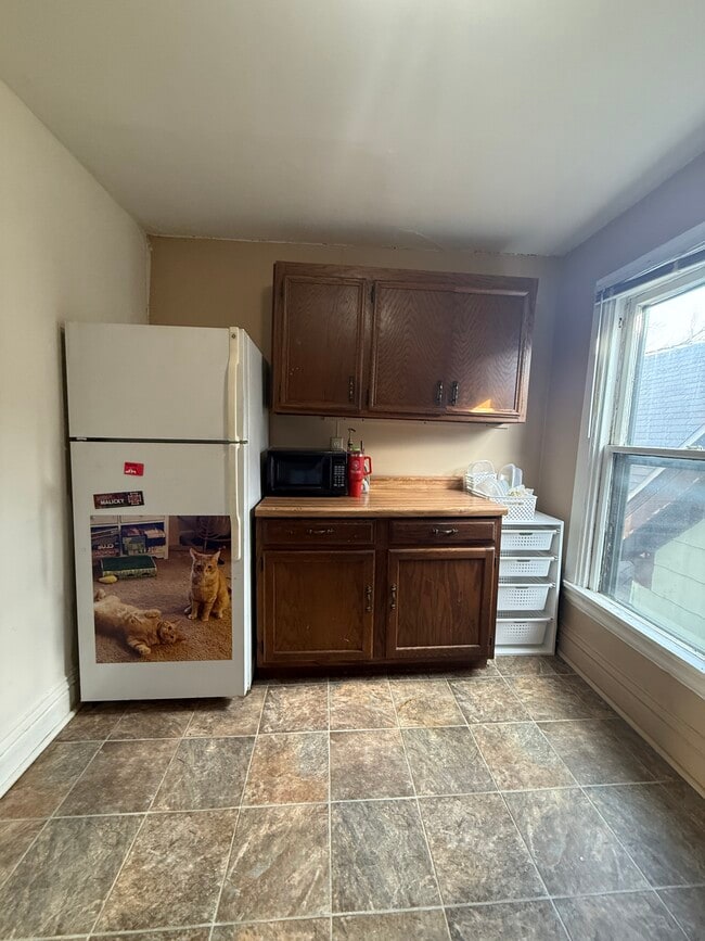 Photo - 114 S Blair St