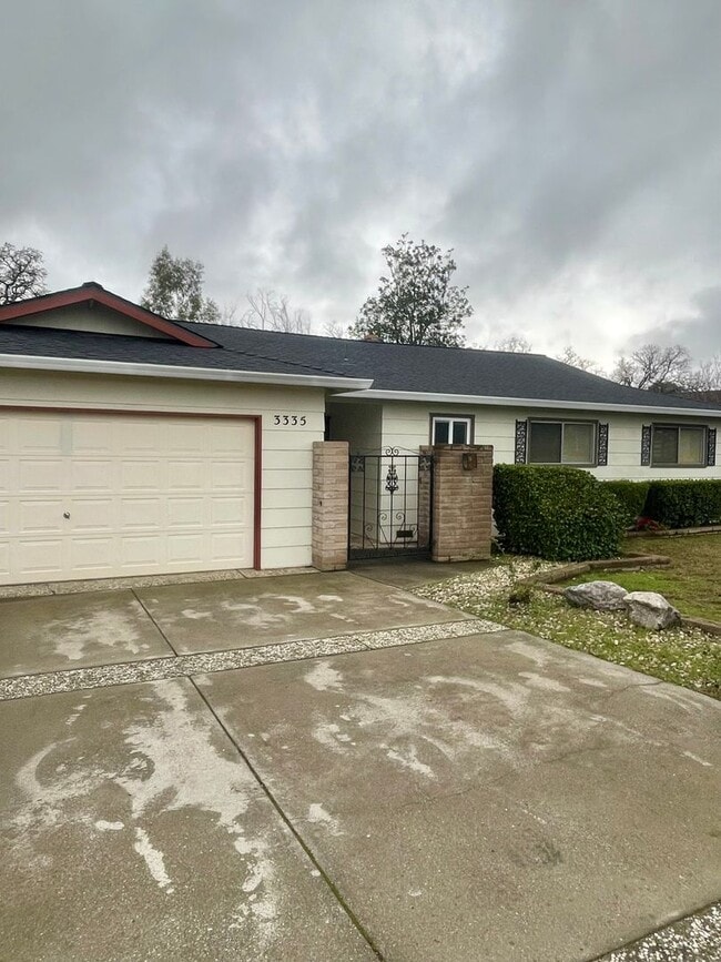 Photo - CHARMING 3 BED 2 BATH HOUSE WITH NEW HVAC, ROOF & LARGE FENCED BACKYARD