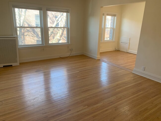 Building Photo - 2739 Girard Ave S Rental