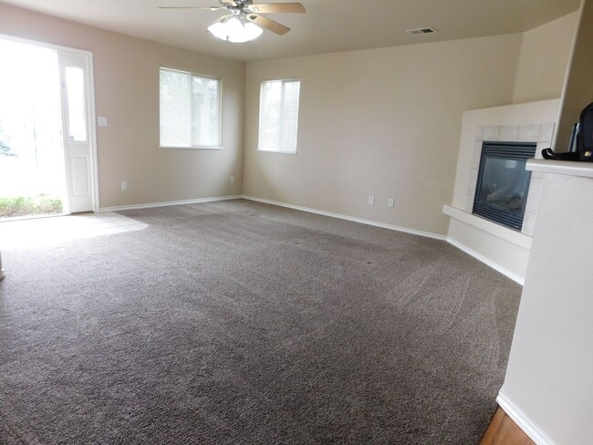 Photo - Spacious Duplex in Irish Walk