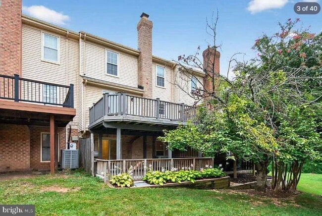 Building Photo - 7427 Salford Ct