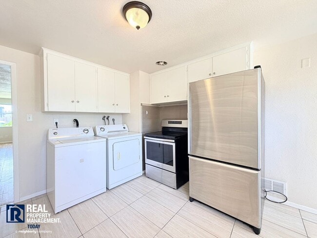 Photo - 5419 S Birmingham St