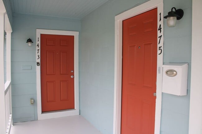 Photo - OLMOS PARK TERRACE DUPLEX