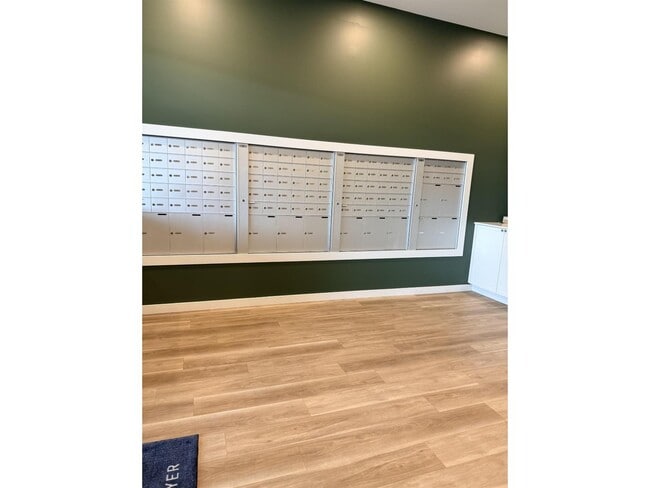 15733-15785 85 Ave Unit 607