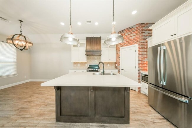 Photo - 2517 SE 38th St