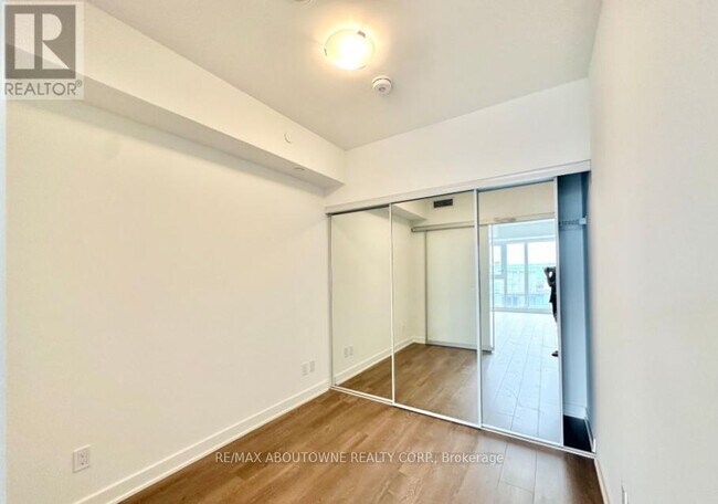 Photo - 543 Richmond St W Unit 1004