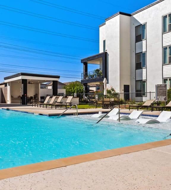 Building Photo - 9701 Spectrum Dr Unit A1