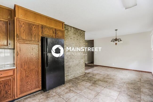 3 Bedroom Pet-Friendly Home in Kansas City, MO with Main Street Renewal