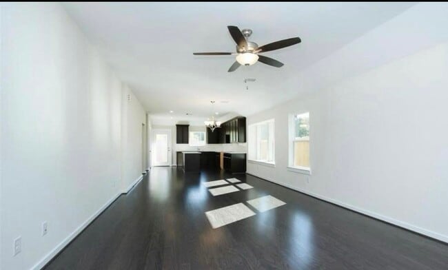 Photo - 204 Laura Leigh Ln