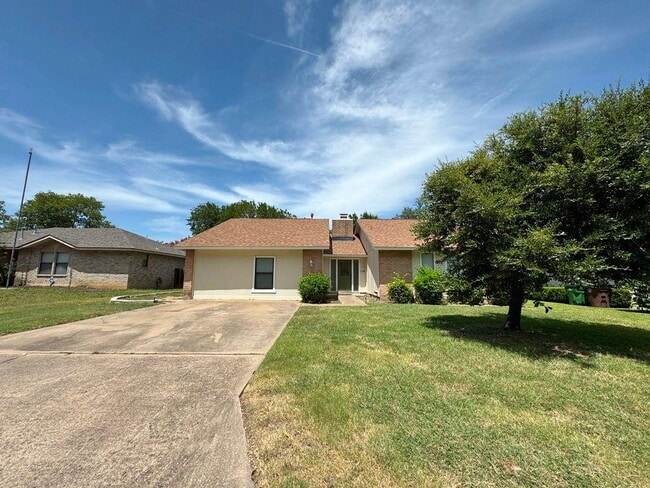 Building Photo - 710 Andover Dr Rental