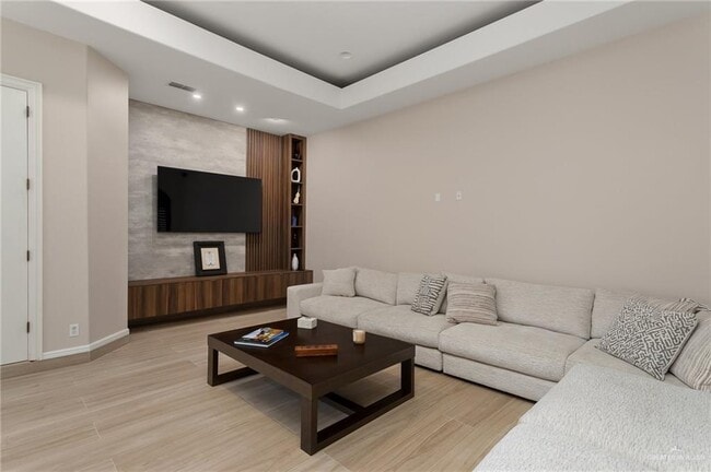 Photo - 21 Ben Hogan Dr