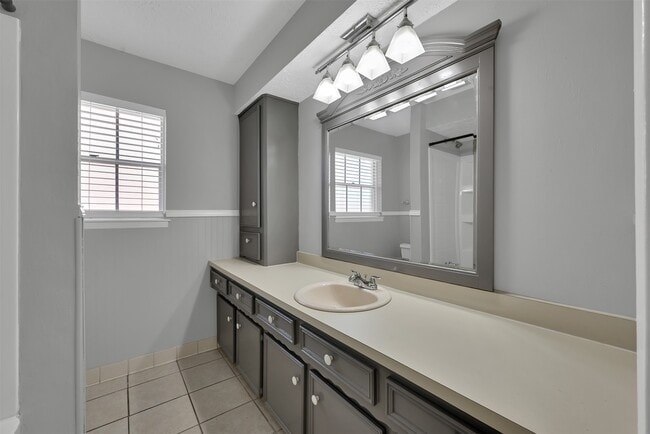 Photo - 27121 Wells Ln