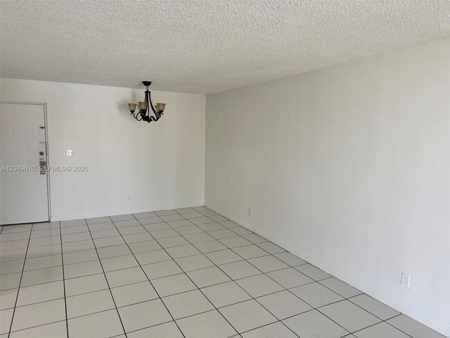 Photo - 8511 NW 8th St Unit 303