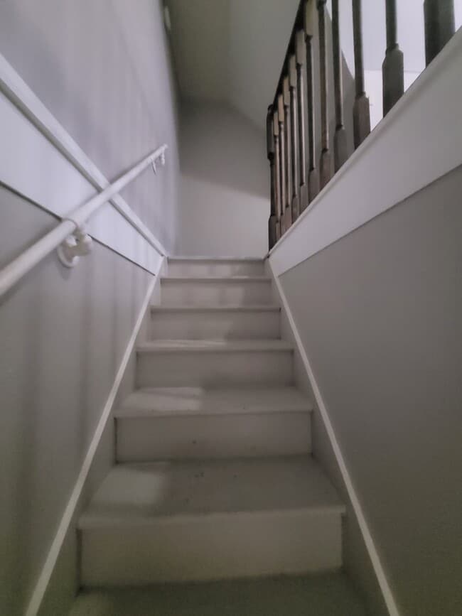 Photo - 405 N Greenwich St