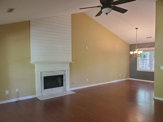 Photo - 18 Happy Valley Estates Dr