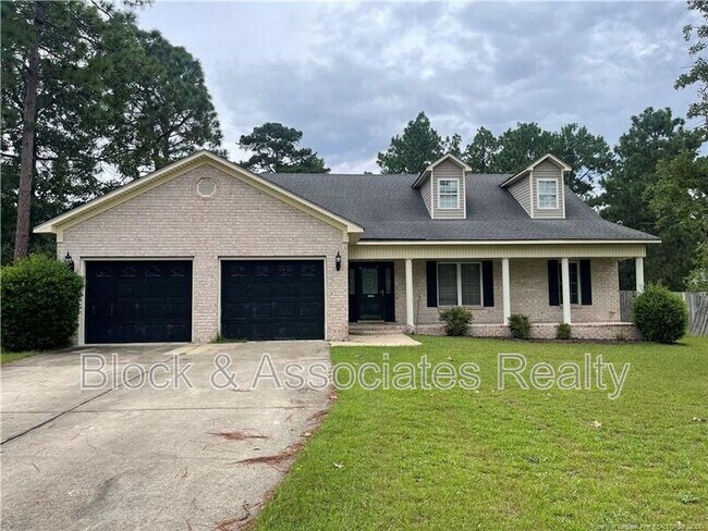 Building Photo - 596 E Lake Ridge Rd