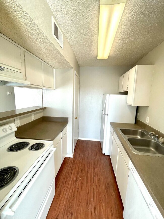 Windmill Apartments
