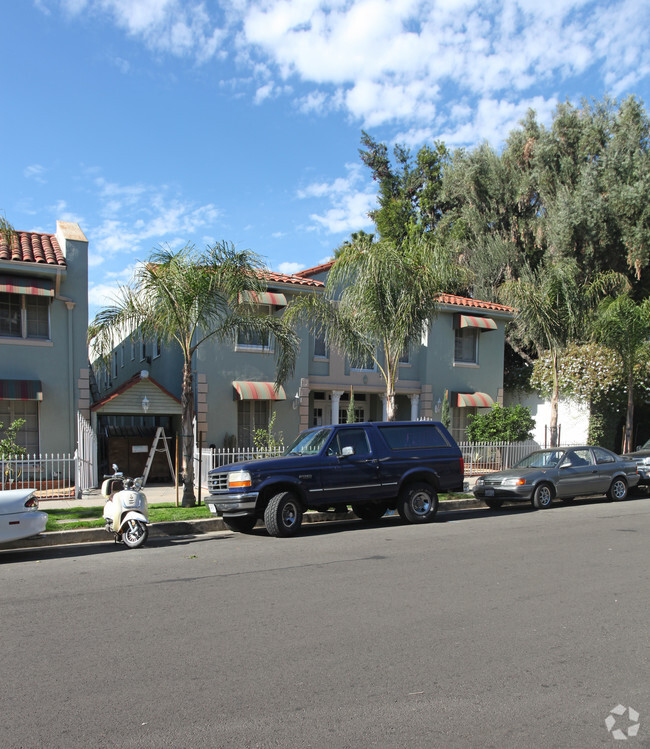 Garfield Place - Garfield Place Apartments