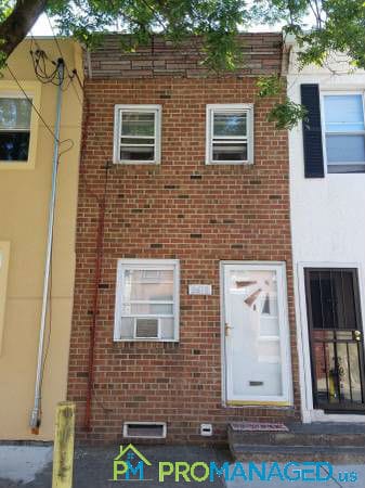 Building Photo - 2618 E Madison St Rental