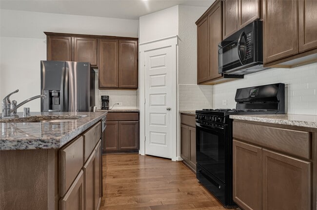 Photo - 30280 Kingston Heath Dr