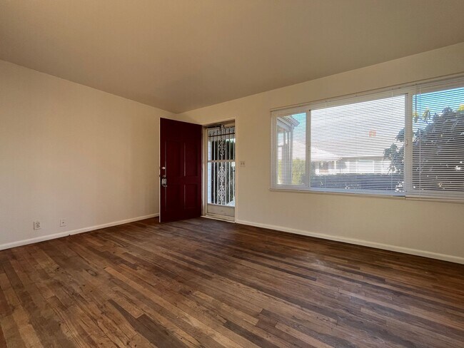 Photo - 2-Bedroom 1-Bath in South Tabor Unidad 3325 SE 53rd