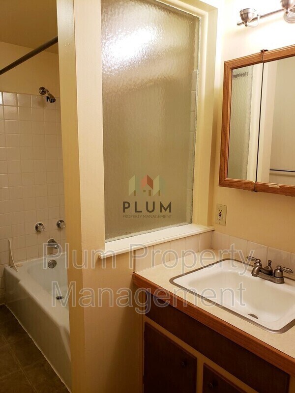 Photo - 200 Eddy Ave Unidad #1F