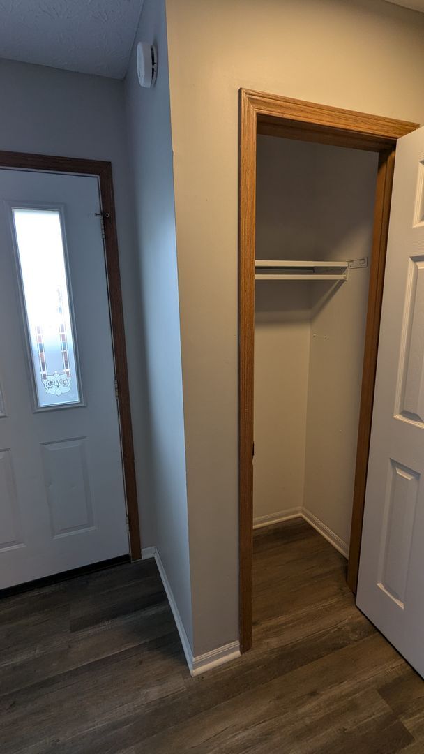 Photo - MN Cedar Village (859) Unit Apt B