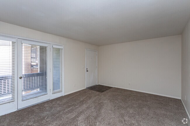 2BR, 1BA - 736 SF - Lost Creek Apartments