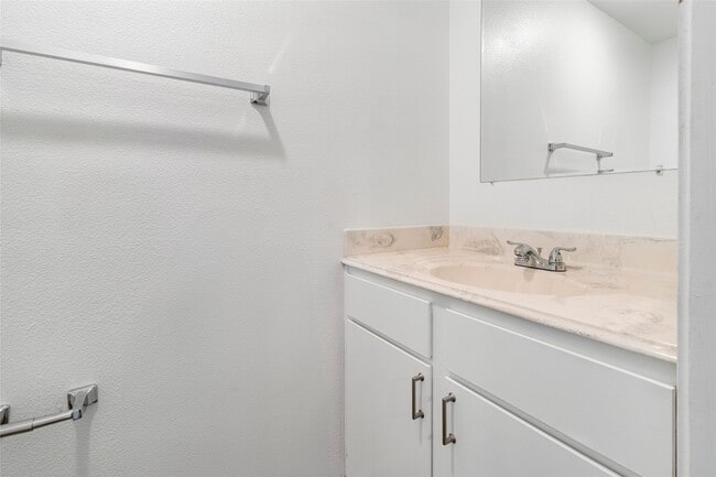 Photo - 210 Brazos St