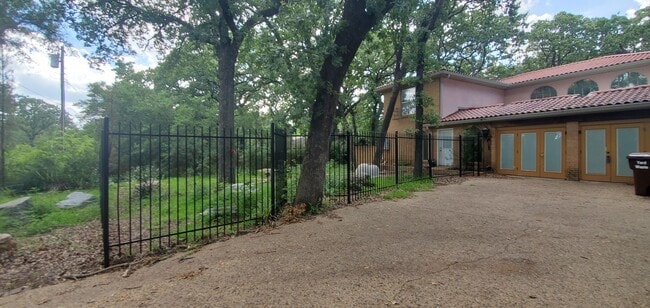 Photo - 1815 Greenwood Dr Unidad ADU