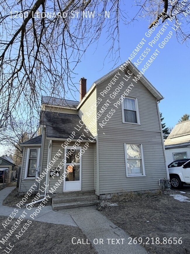Photo - 1260 Leonard St NW
