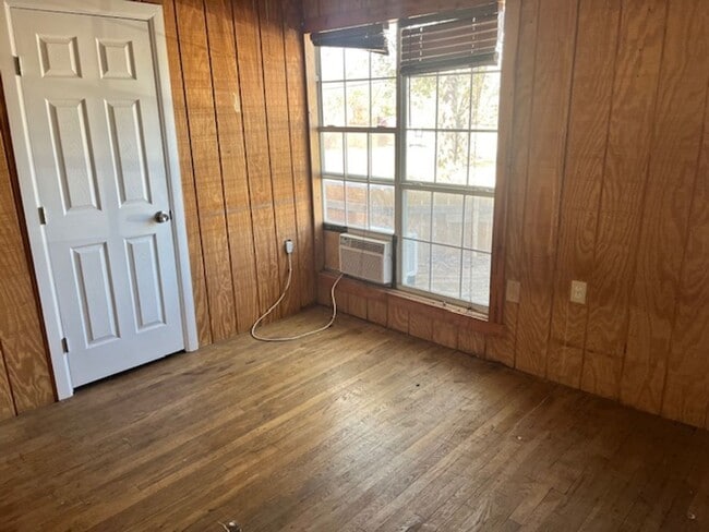 Photo - 4239 SW 9th Ave