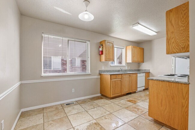Photo - Darling 2 Bed 1 Bath Condo in Rexburg - with Optix internet included! Unit 104