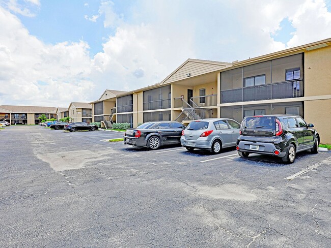 Building Photo - Mystic Gardens 5329-2903 Unit 5329 Summerlin Rd #2903 Fort Myers, FL 33919