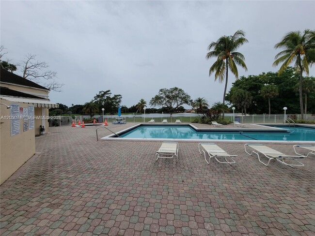 Photo - 15320 SW 106th Terrace Unit 1115