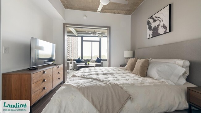 Photo - 5201 Leesburg Pike Unidad 641