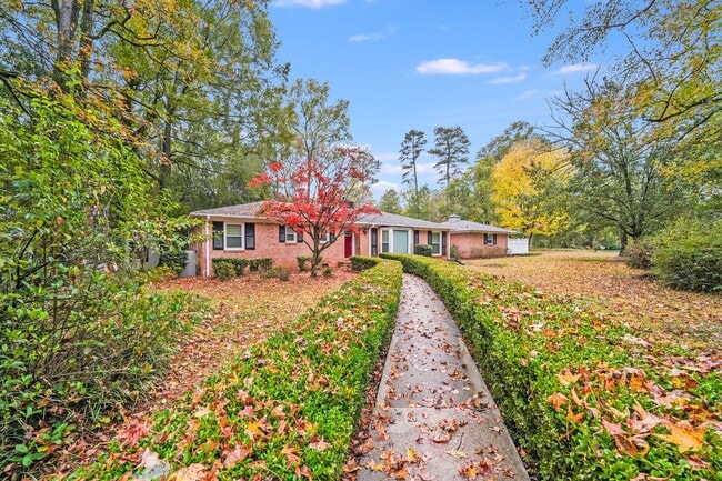 Photo - Discover the Perfect 3BR/2BA Charlotte Ret...
