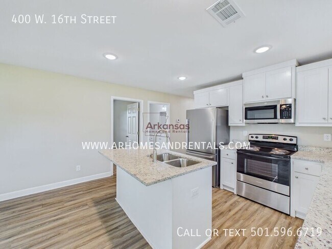 Photo - 400 W 16th St