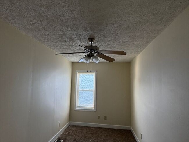 Photo - 2 Bedroom Home on the Southside