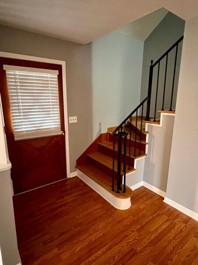 Photo - Spacious 4 Bed, 2 Bath Home on Large Corne...