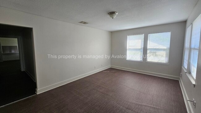 Photo - 2701 Lowell Ave