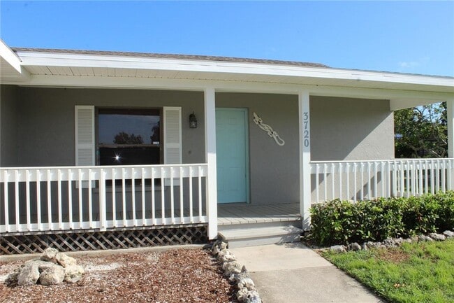 Photo - 3720 69th St E