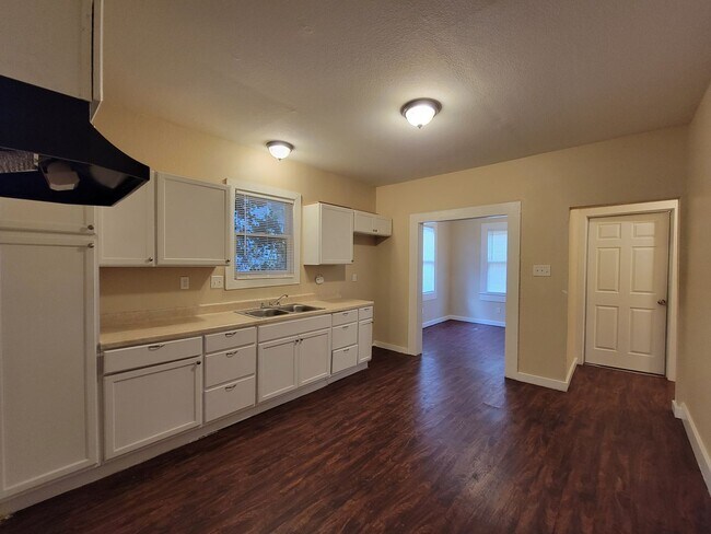 Photo - Completely Remodeled 3BR/2BA Home So Close...